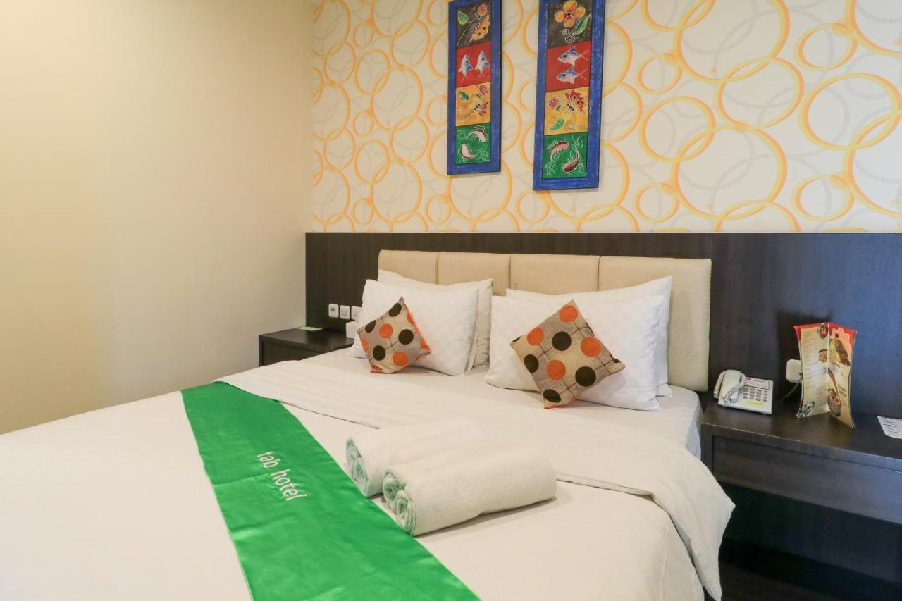 Tab Hotel Surabaja Zewnętrze zdjęcie