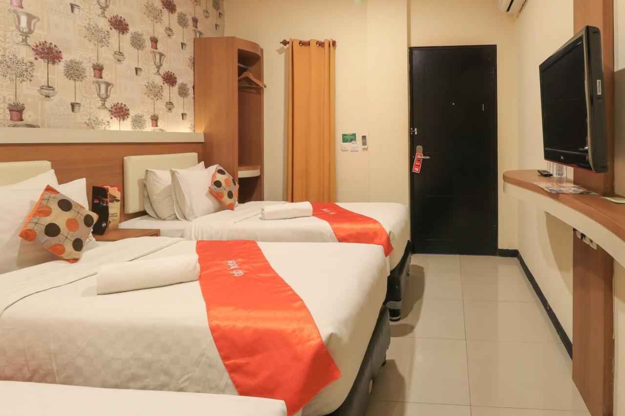 Tab Hotel Surabaja Zewnętrze zdjęcie