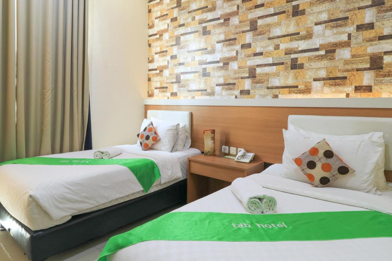 Tab Hotel Surabaja Zewnętrze zdjęcie