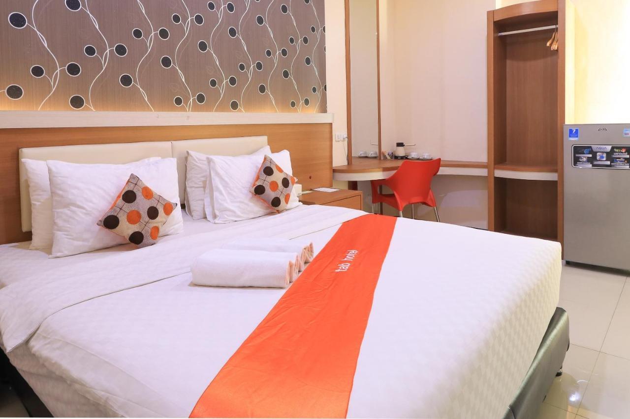 Tab Hotel Surabaja Zewnętrze zdjęcie