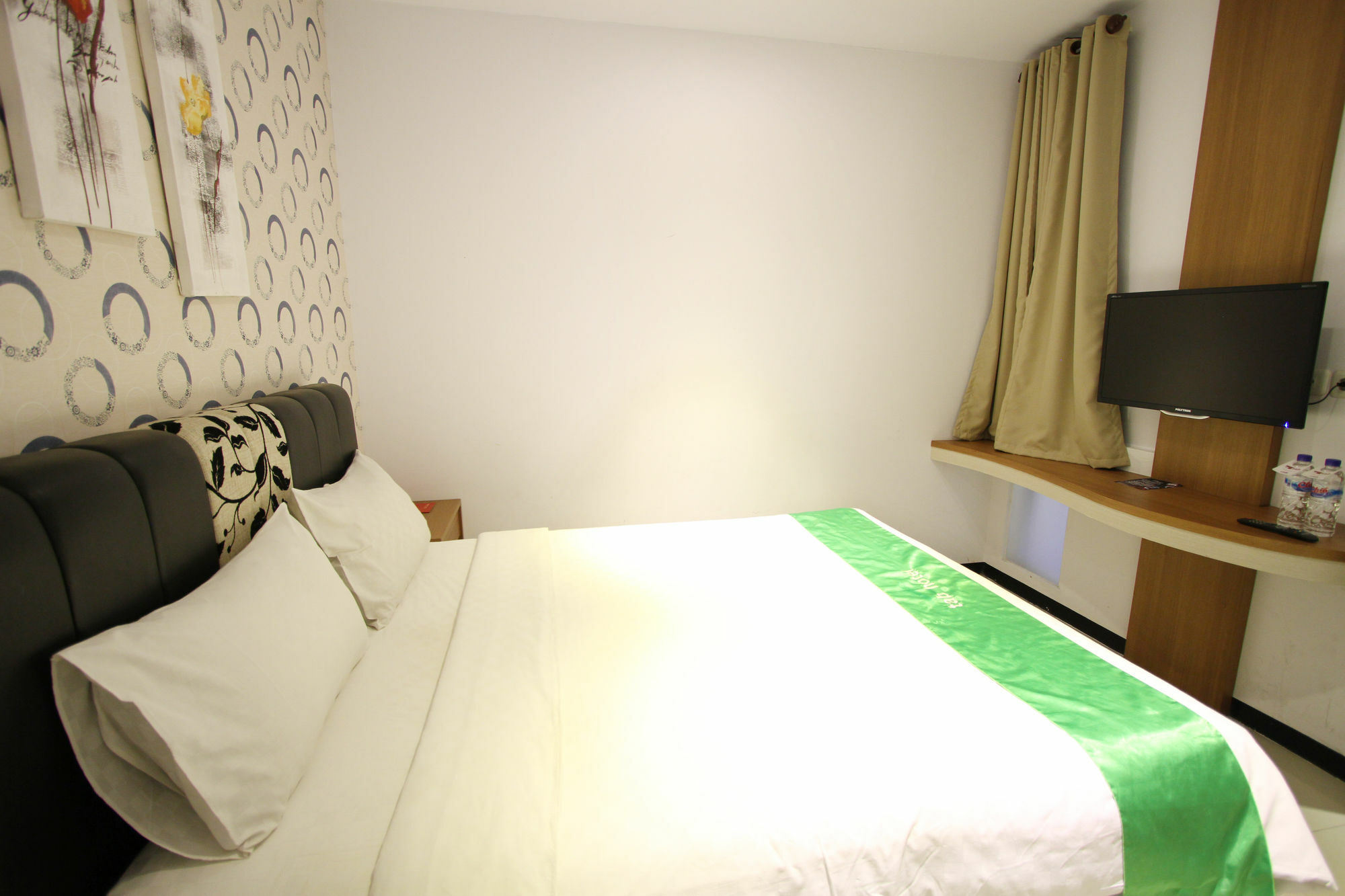 Tab Hotel Surabaja Zewnętrze zdjęcie